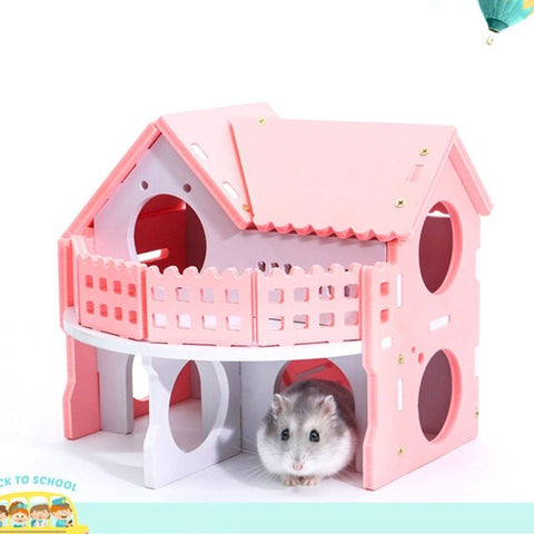 Pet Castle Toy House with Viewing Deck